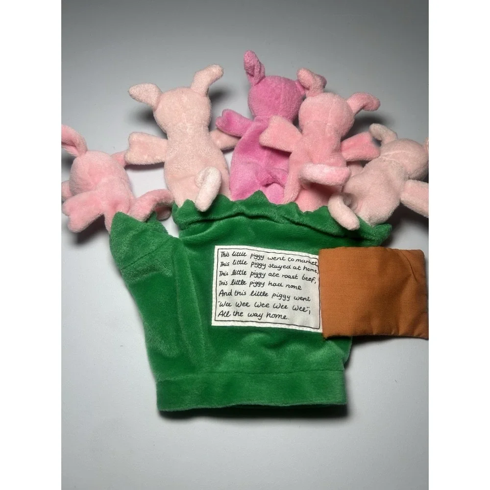 Little Scholastic This Little Piggy Puppet Book Piggies Learning Glove Book